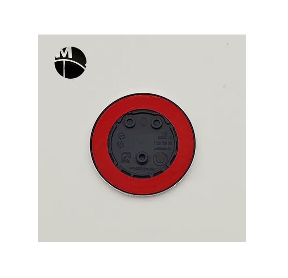 F3x 82mm emblema 3pin / juoda